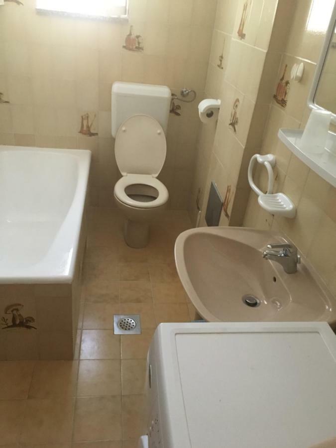 Apartments Ankica Kampor エクステリア 写真