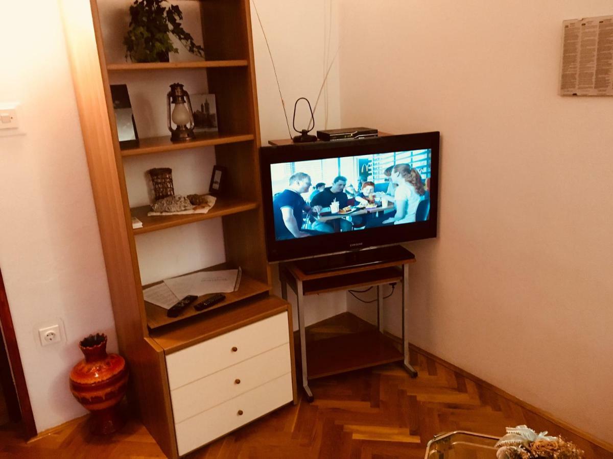 Apartments Ankica Kampor エクステリア 写真