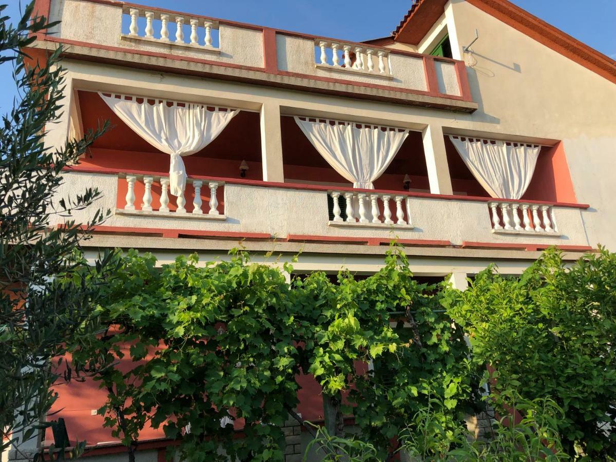 Apartments Ankica Kampor エクステリア 写真